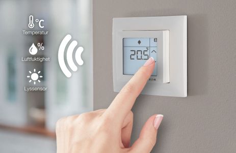 Eaton Veggmontert touch monitor for temperatur, luftfuktighet og lys